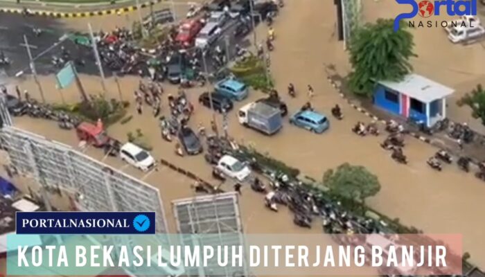 Kota Bekasi “Lumpuh” di Terjang Banjir, Ketinggian Air Capai 8 Meter