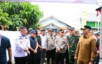 Bupati Pesawaran Dampingi Gubernur Lampung Tinjau Langsung PSU, Gubernur Mirza: Antusias Masyarakat Ke TPS Tinggi