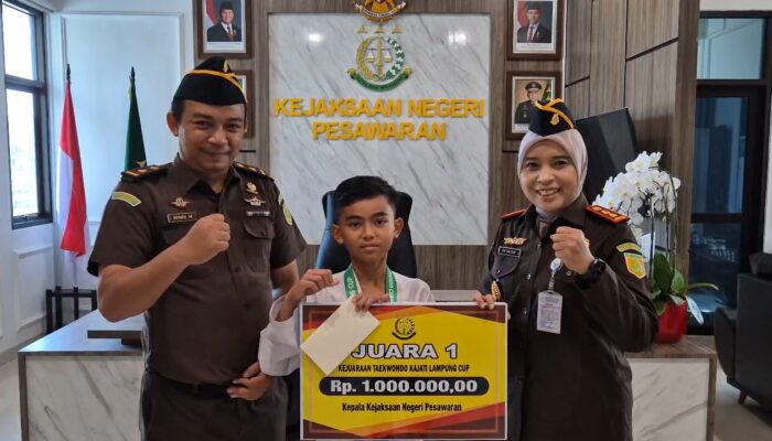 Gibran Sabet Emas di Kajati Cup I Taekwondo Championship 2025, Kajari Pesawaran: Tetap Semangat dan Terus Berjuang Harumkan Pesawaran