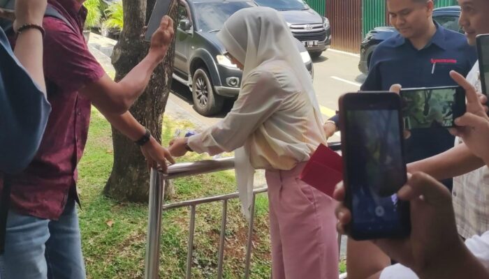 Bupati Pesawaran Dipanggil Kejati Lampung! Gestur ‘Cuci Tangan’ Nanda Indira Bikin Publik Heboh