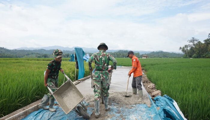 TMMD ke-127 Kodim 0421/Lampung Selatan Bangun RTLH dan Infrastruktur Warga