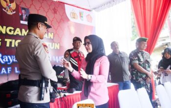 Masuki Libur Lebaran, Bupati Pesawaran Tinjau Arus Lalu Lintas dan Destinasi Wisata di Wilayah Pesisir