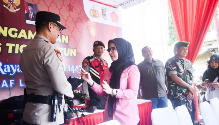 Masuki Libur Lebaran, Bupati Pesawaran Tinjau Arus Lalu Lintas dan Destinasi Wisata di Wilayah Pesisir