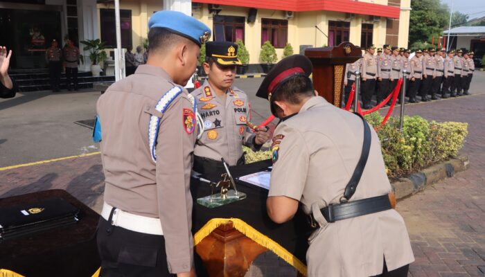 Kapolres Pasuruan Pimpin Sertijab PJU Dan Kapolsek Jajaran, Tingkatkan Pelayanan Publik Humanis dan Responsif