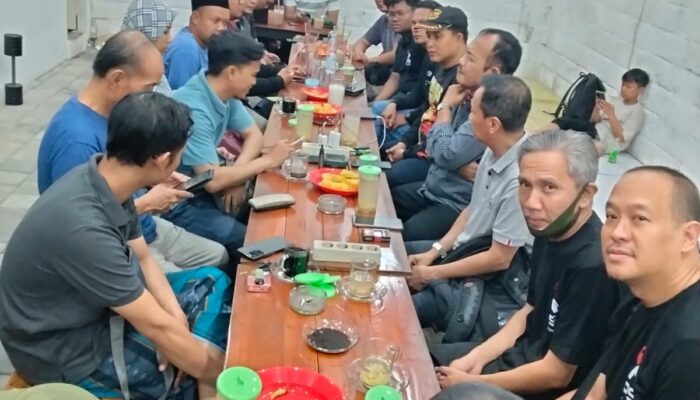 Perkuat Mesin Partai, 34 Pengurus PSI DPC Waru Matangkan Persiapan Pelantikan DPRT