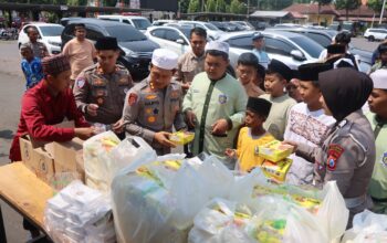Korban Lakalantas Meningkat, Kapolres Pasuruan Bersama Kasatlantas Gelar Salat Ghaib dan Doa Bersama