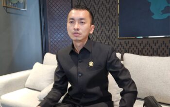 Atap SDN 16 Gedongtataan Nyaris Ambruk, Ketua DPRD Pesawaran Janji Perjuangkan Anggaran Perbaikan